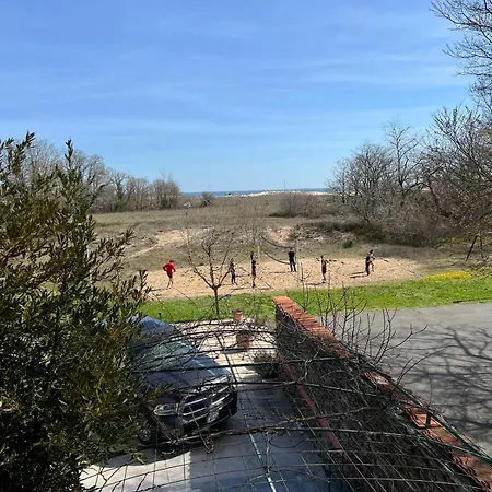 מלון Surf פרימורסקו