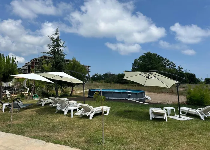 Surf Ξενοδοχείο *