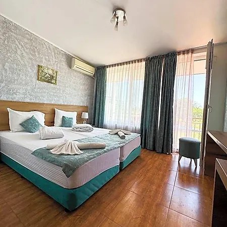 Hotel Surf